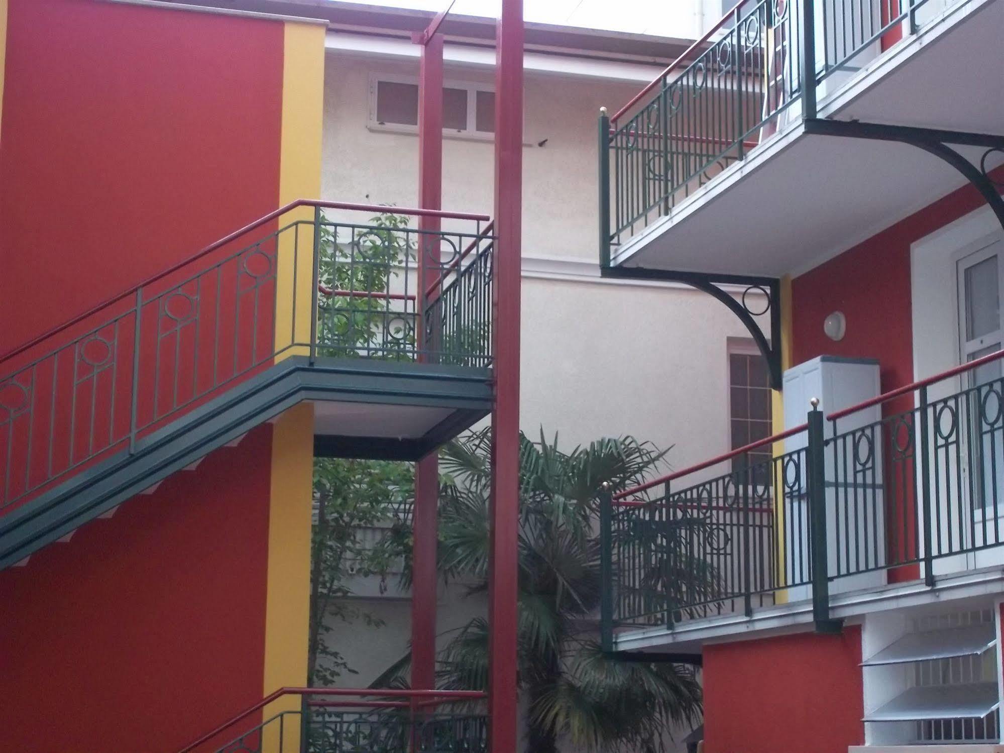 Villa Romana لينانو سابيادورو المظهر الخارجي الصورة